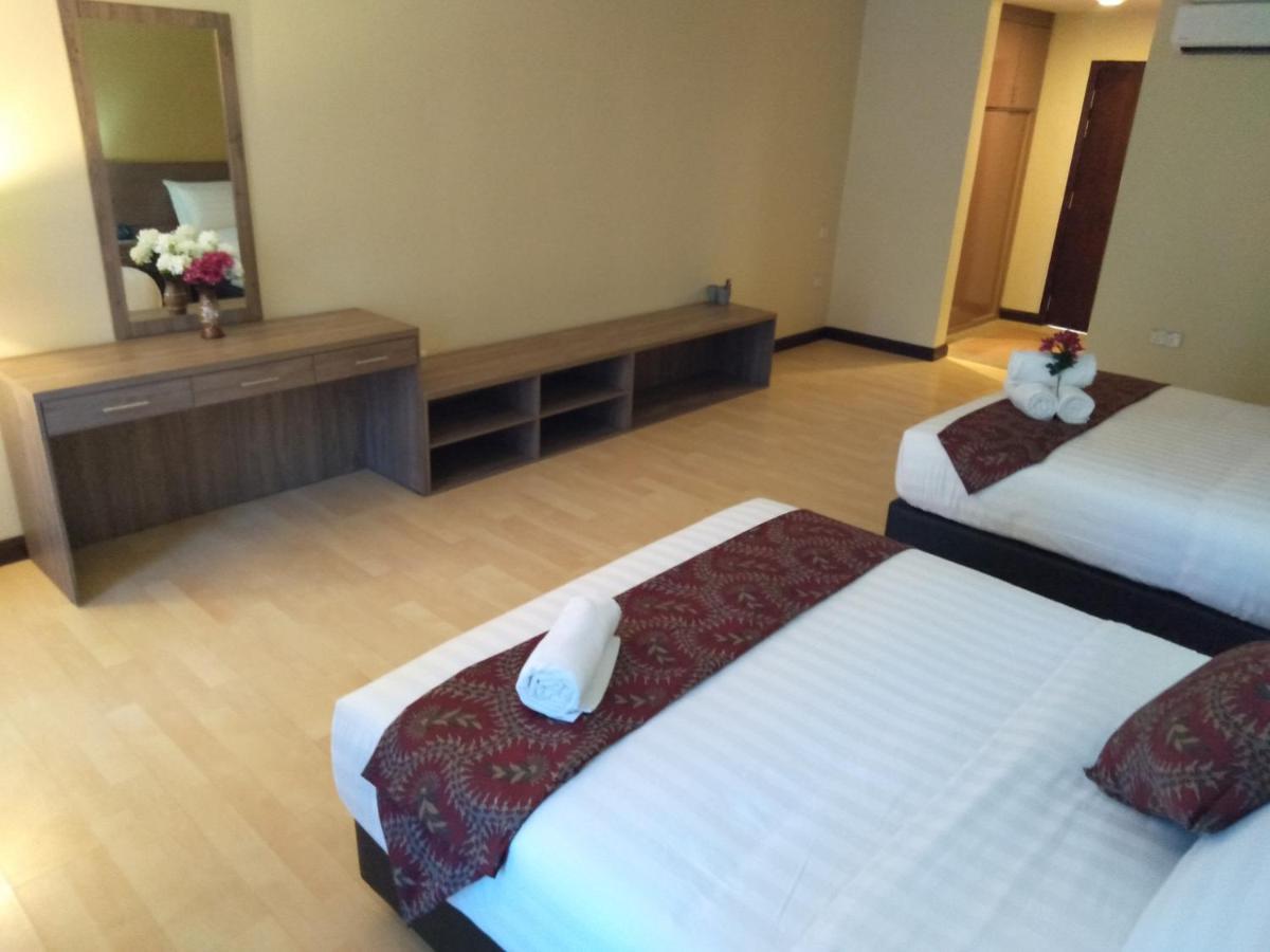 Temu Primula Hotel Kampong Seberang Timor Ngoại thất bức ảnh