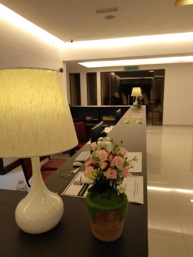 Temu Primula Hotel Kampong Seberang Timor Ngoại thất bức ảnh