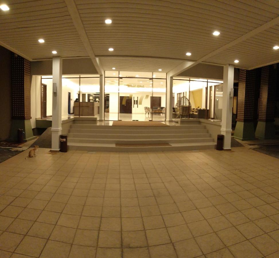 Temu Primula Hotel Kampong Seberang Timor Ngoại thất bức ảnh